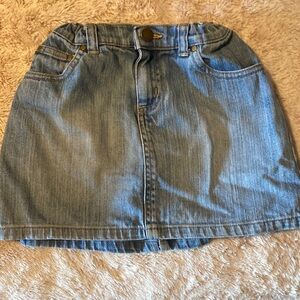 ☀️5 For 25☀️Old Navy Denim Stretch Skirt w Pockets Size 7